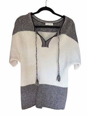 Boho White and Black Striped Knit Short-Sleeve knit Sweater